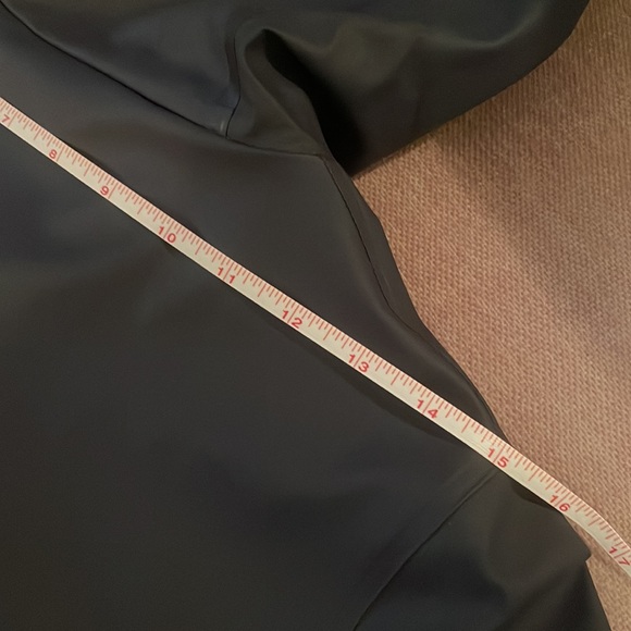 Stutterheim Mosebache Raincoat in Navy. Extra small - Picture 5 of 7